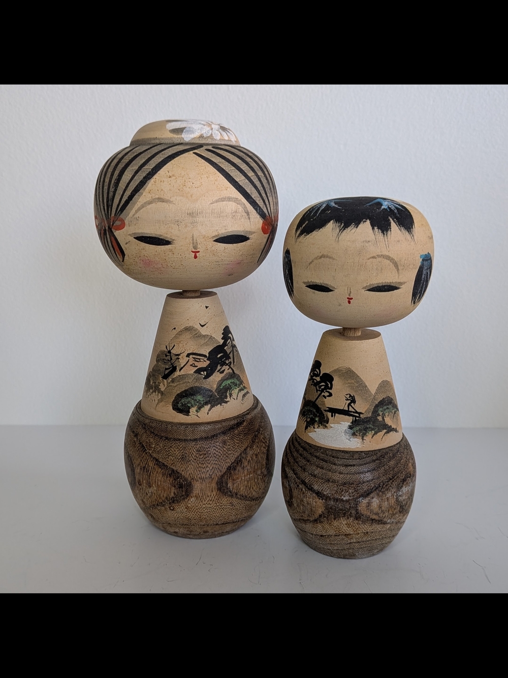 Vintage Japanese wooden Kokeshi Mother & child dolls Hand Painted, Set Of 2